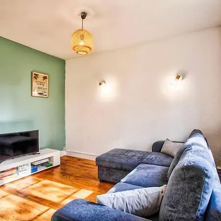 Bel Rdc Avec Parking Gratuit